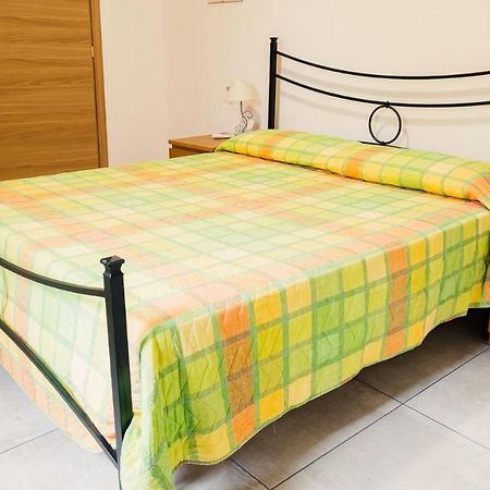 La Casa Di Nonna Agnese - Italian Homing Apartment Padenghe sul Garda Bagian luar foto