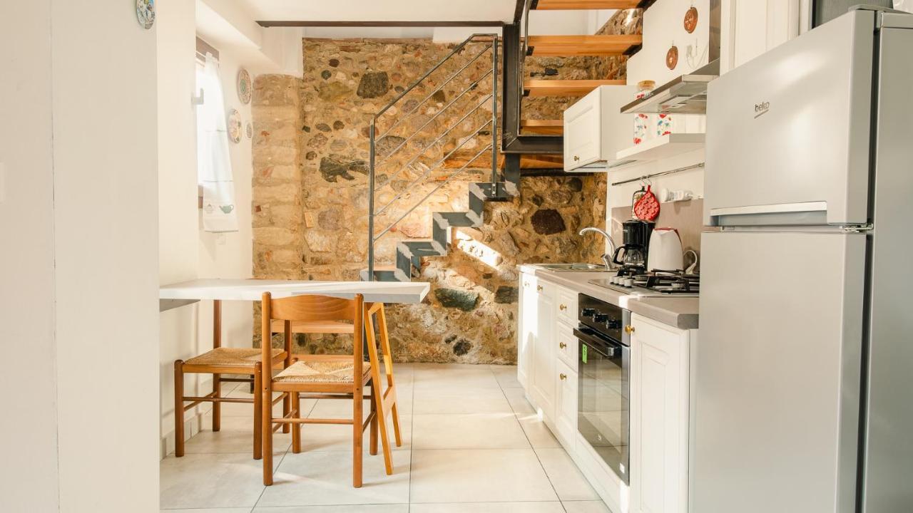 La Casa Di Nonna Agnese - Italian Homing Apartment Padenghe sul Garda Bagian luar foto